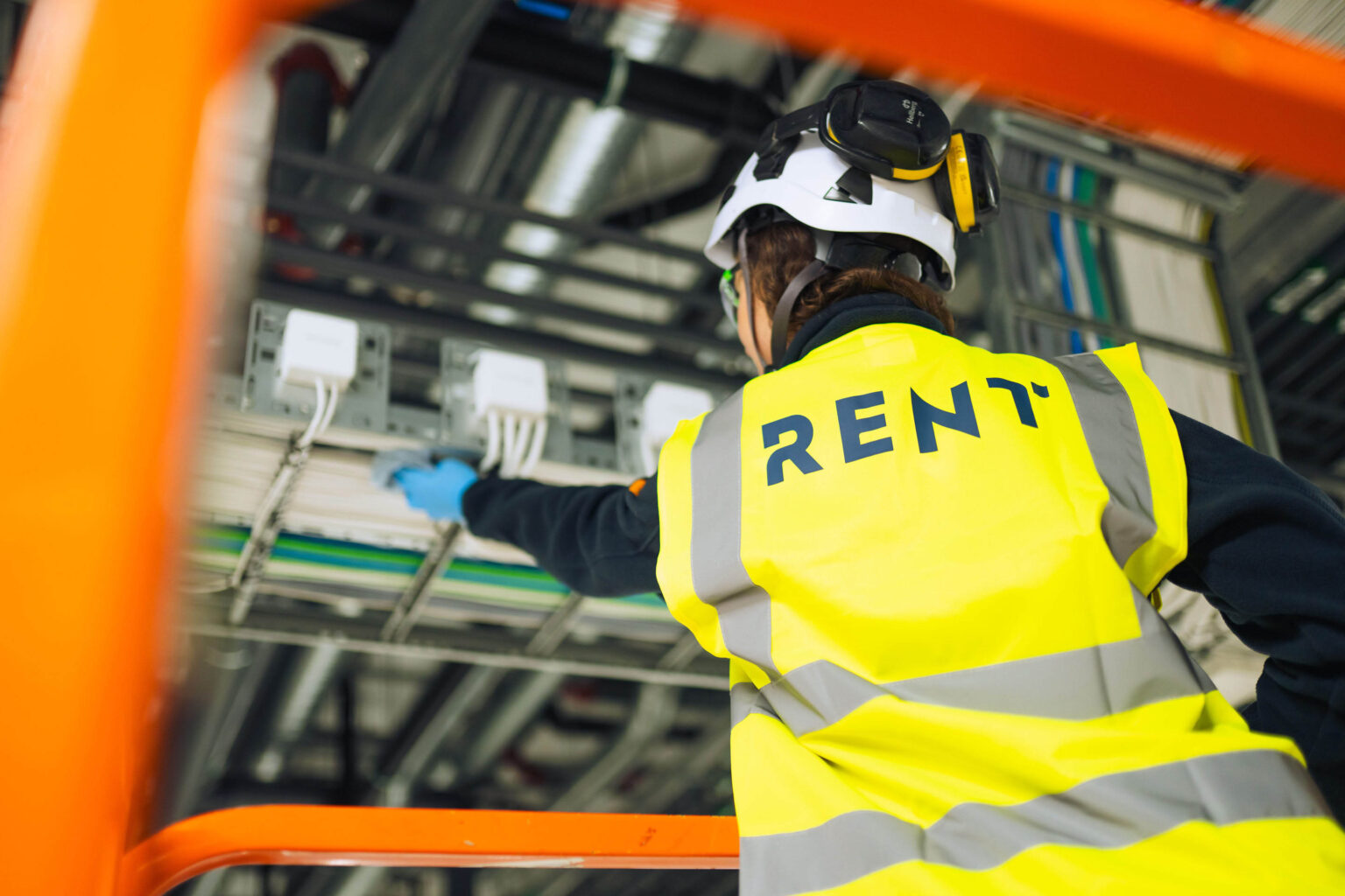 Ansatt fra Rent som gjør arbeid